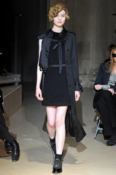 Look 17